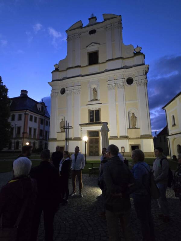 BILET: Skarb Berlinki - Nocne poszukiwania w Opactwie Krzeszów [30.08.2025: 21:00] - obrazek 6